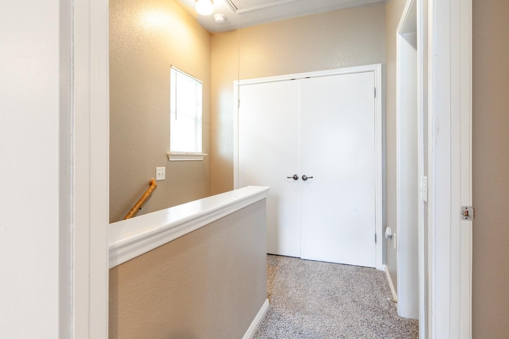 2326 Webberville Rd - Photo 12