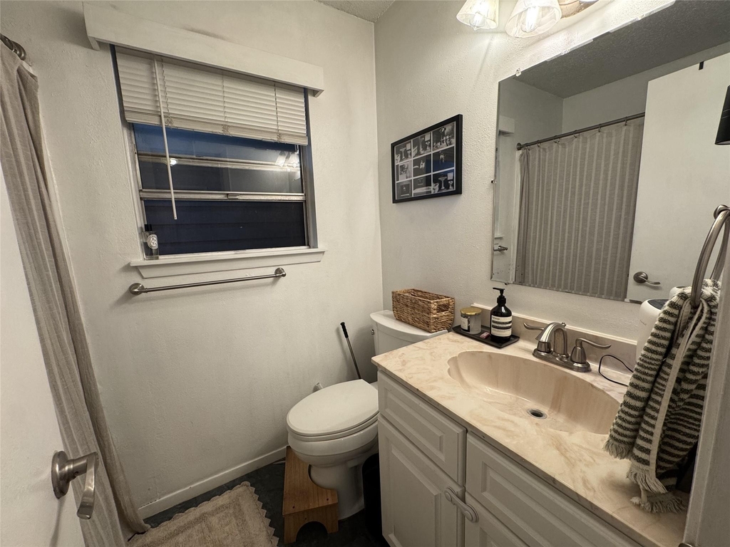 207 Chippendale Ave - Photo 4