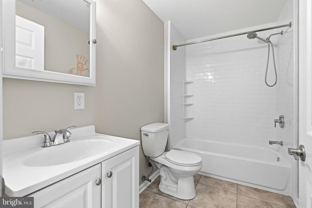 134 E Lancaster Avenue - Photo 16