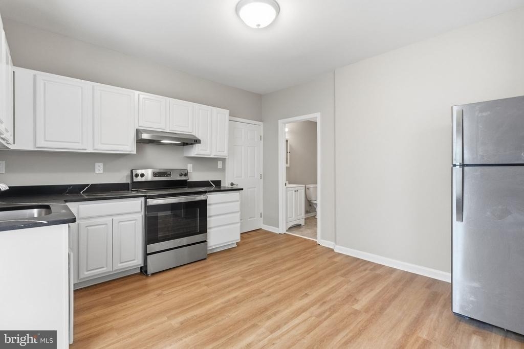 134 E Lancaster Avenue - Photo 14