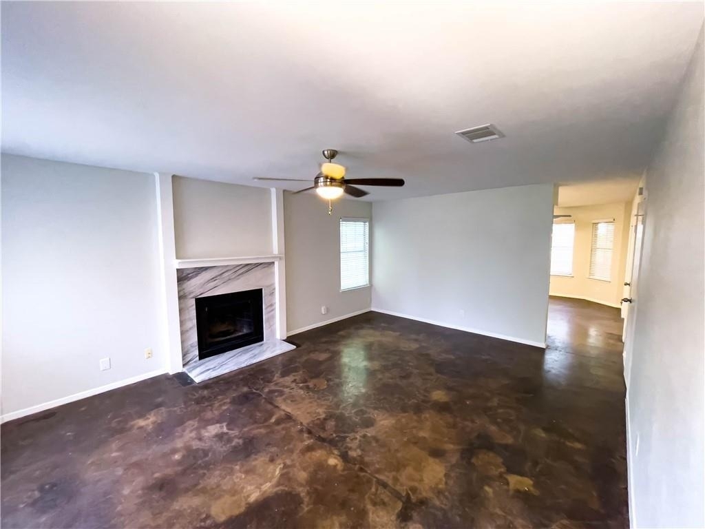 2102 Kenneth Ave - Photo 3