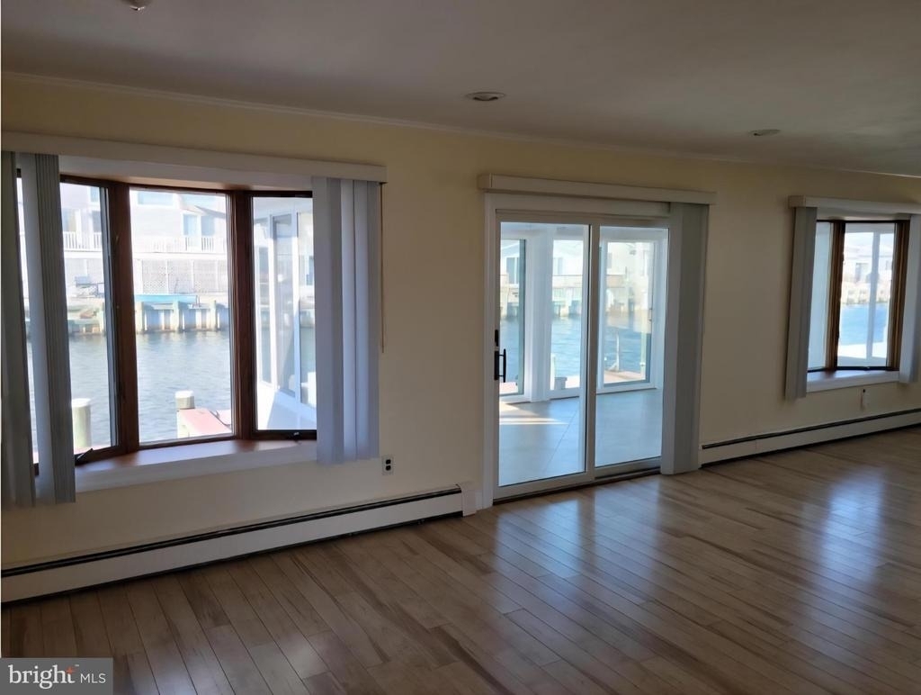 805 Forepeak Drive - Photo 4