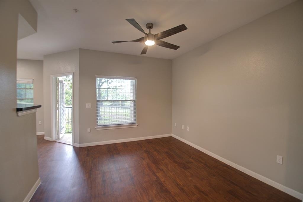 2320 Gracy Farms Ln, 514 - Photo 6