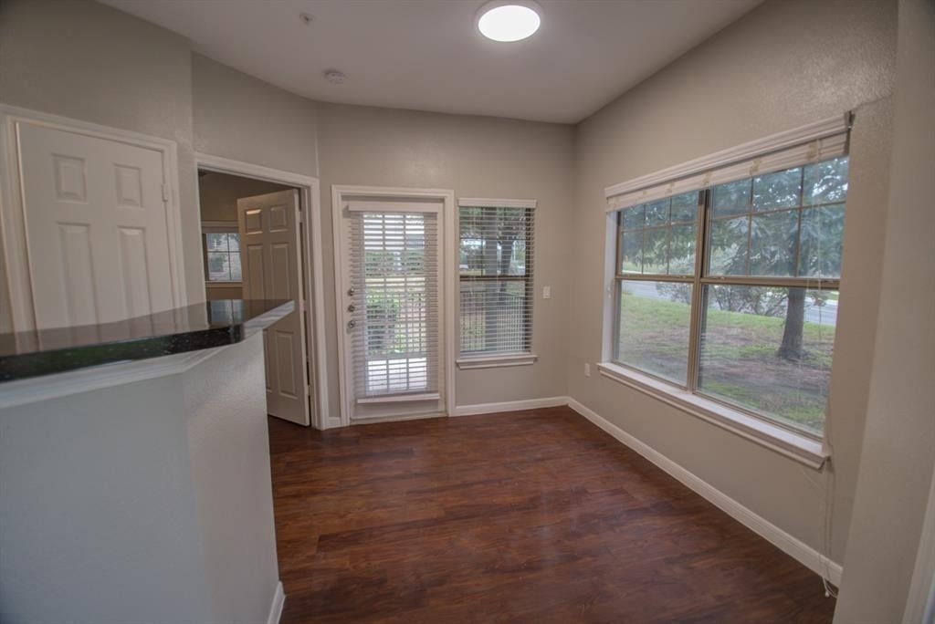 2320 Gracy Farms Ln, 514 - Photo 4