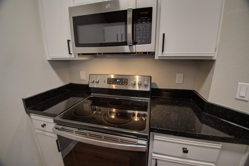 2320 Gracy Farms Ln, 514 - Photo 9