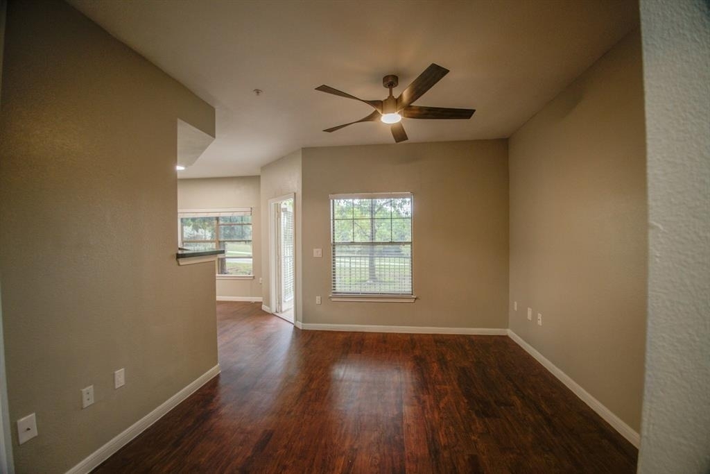 2320 Gracy Farms Ln, 514 - Photo 5