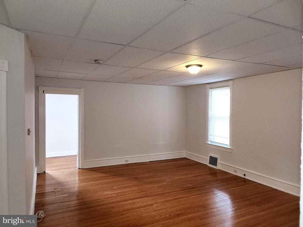 144 North Ave Apt A - Photo 3