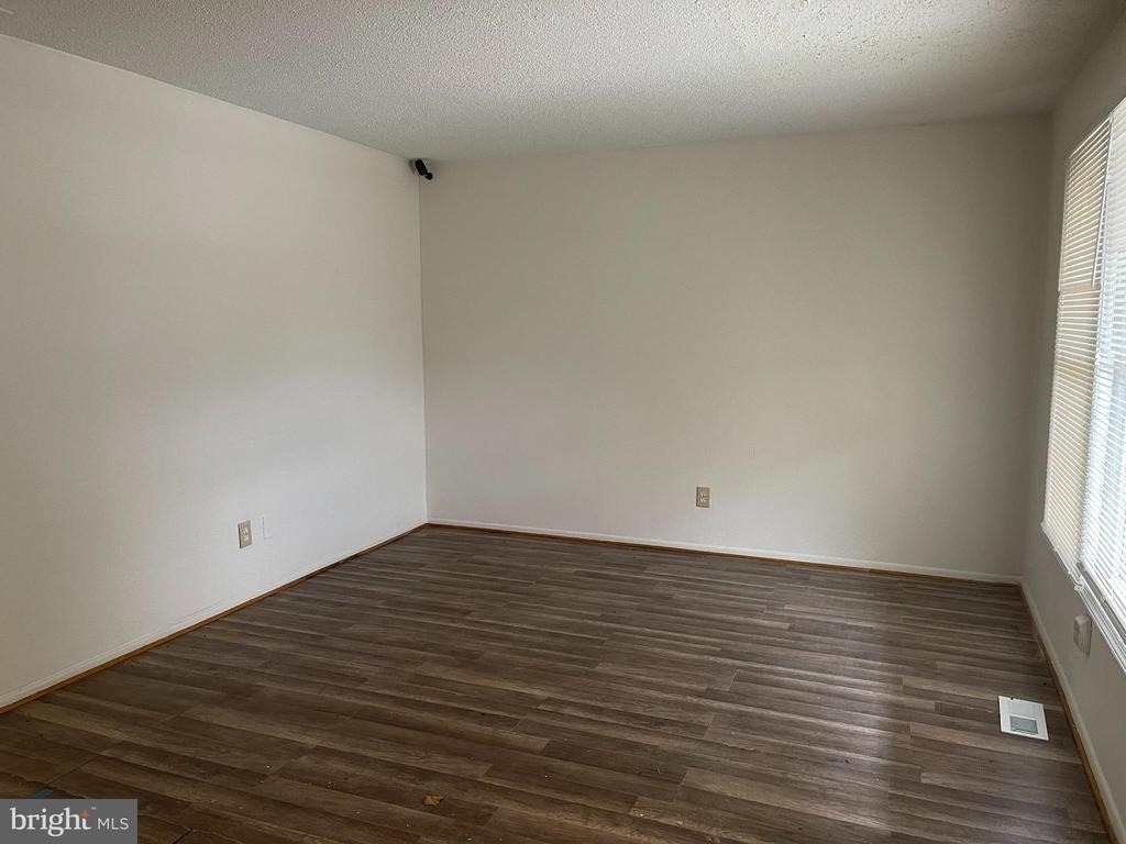 9 Marcia Court - Photo 1