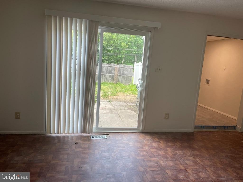 9 Marcia Court - Photo 4