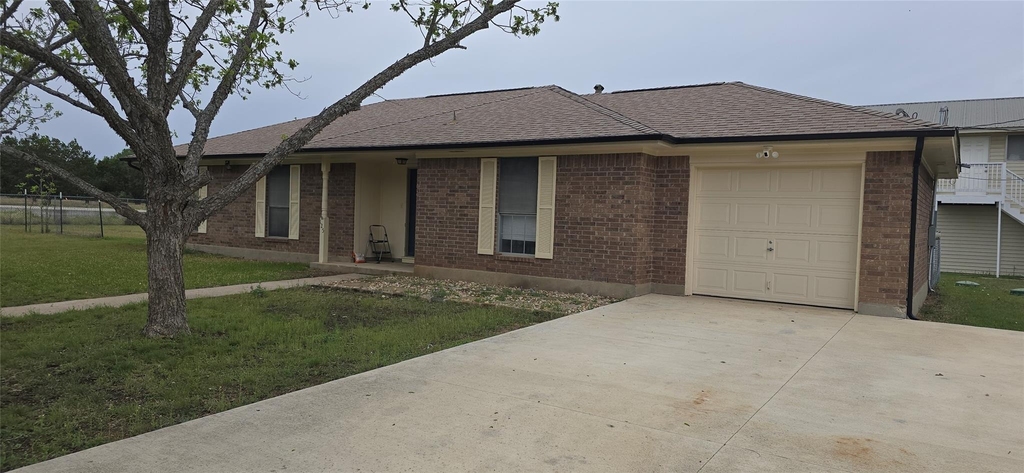 125 Kelly Ln - Photo 1