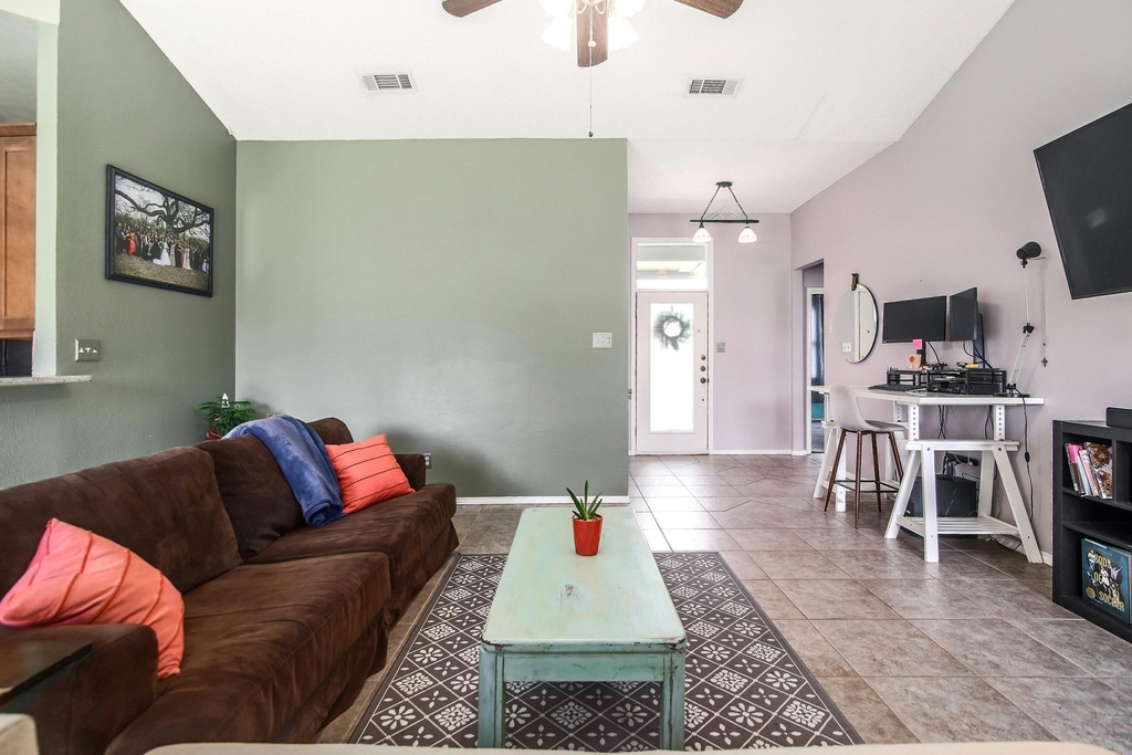 709 Sapling Cv - Photo 8