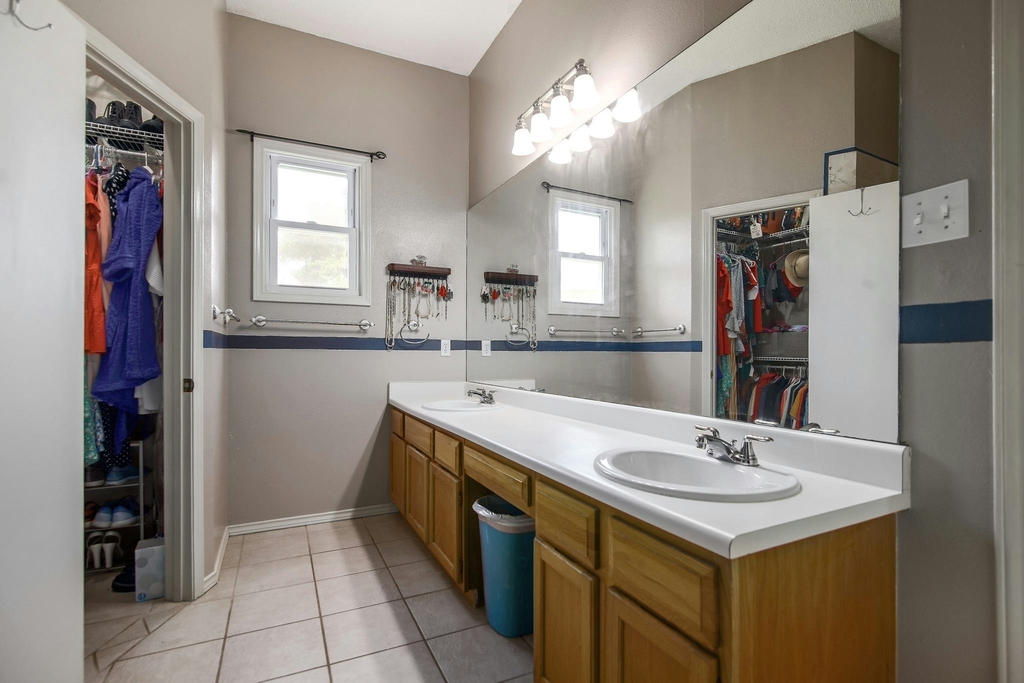 709 Sapling Cv - Photo 18