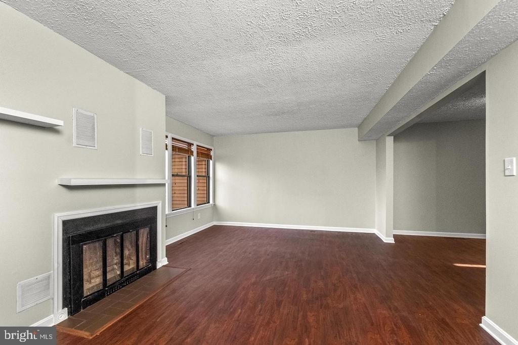 23348 Red Oak Court - Photo 7