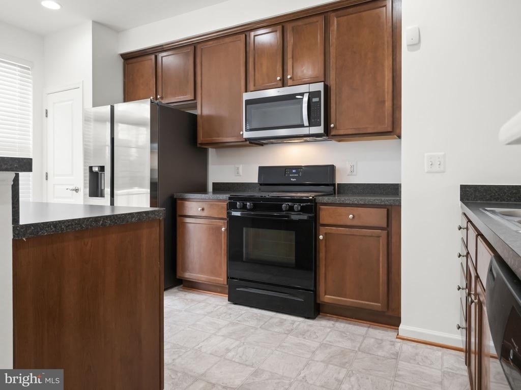 43578 Marguerite Way - Photo 8