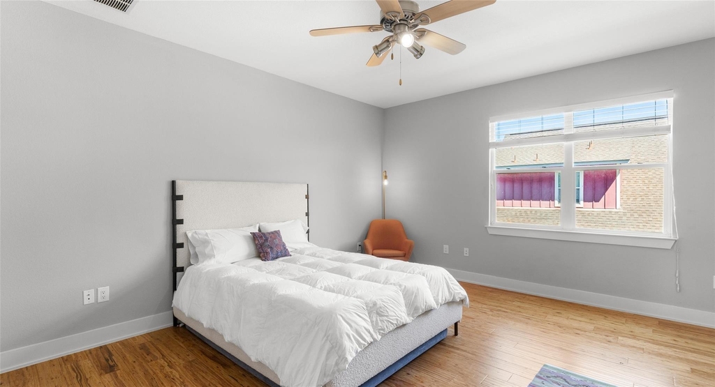 3104 Neal St - Photo 32