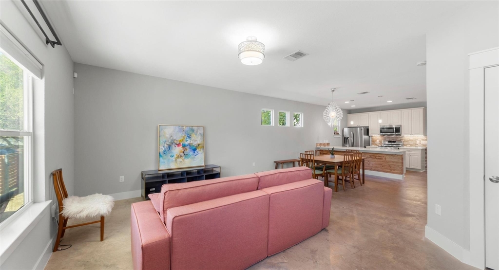 3104 Neal St - Photo 6