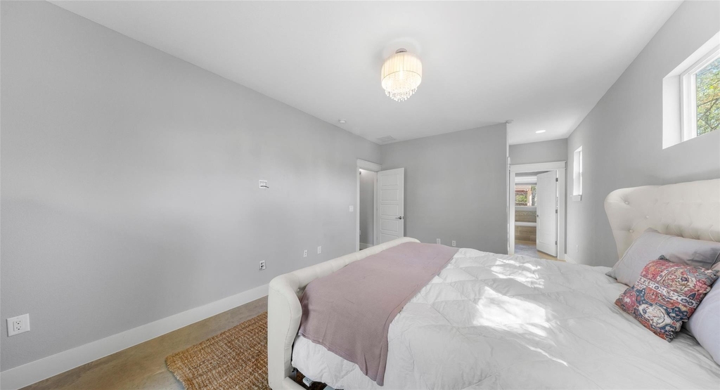 3104 Neal St - Photo 20