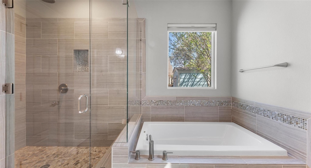 3104 Neal St - Photo 22