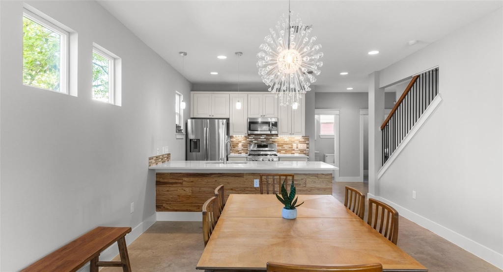 3104 Neal St - Photo 17