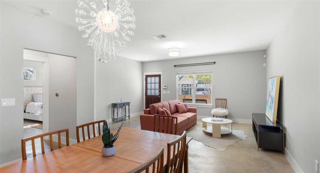3104 Neal St - Photo 11