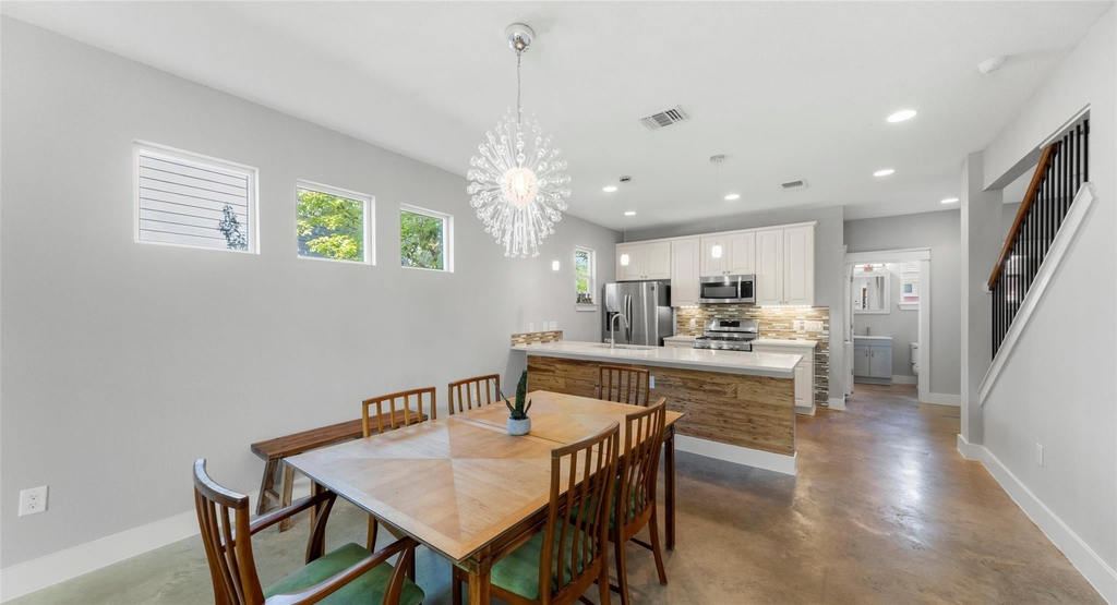 3104 Neal St - Photo 10
