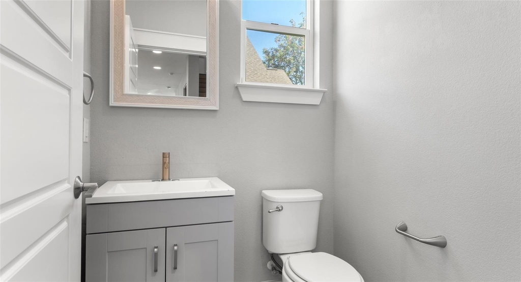 3104 Neal St - Photo 25