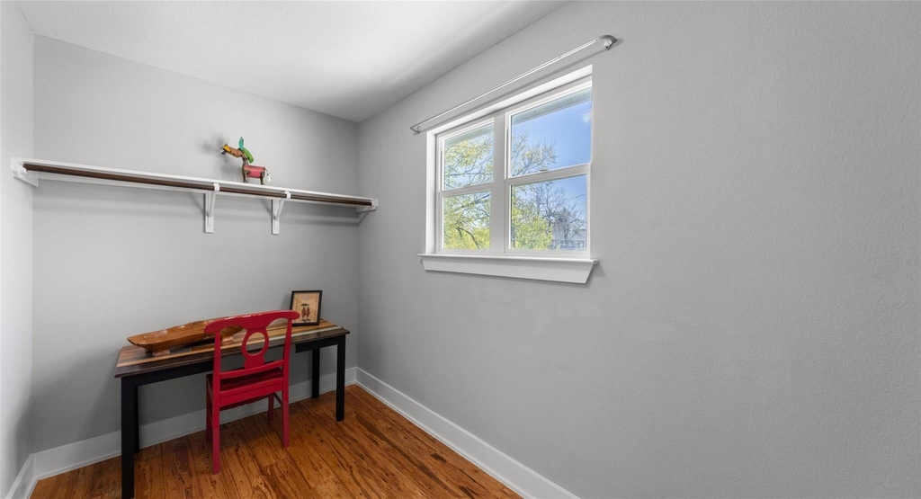 3104 Neal St - Photo 30