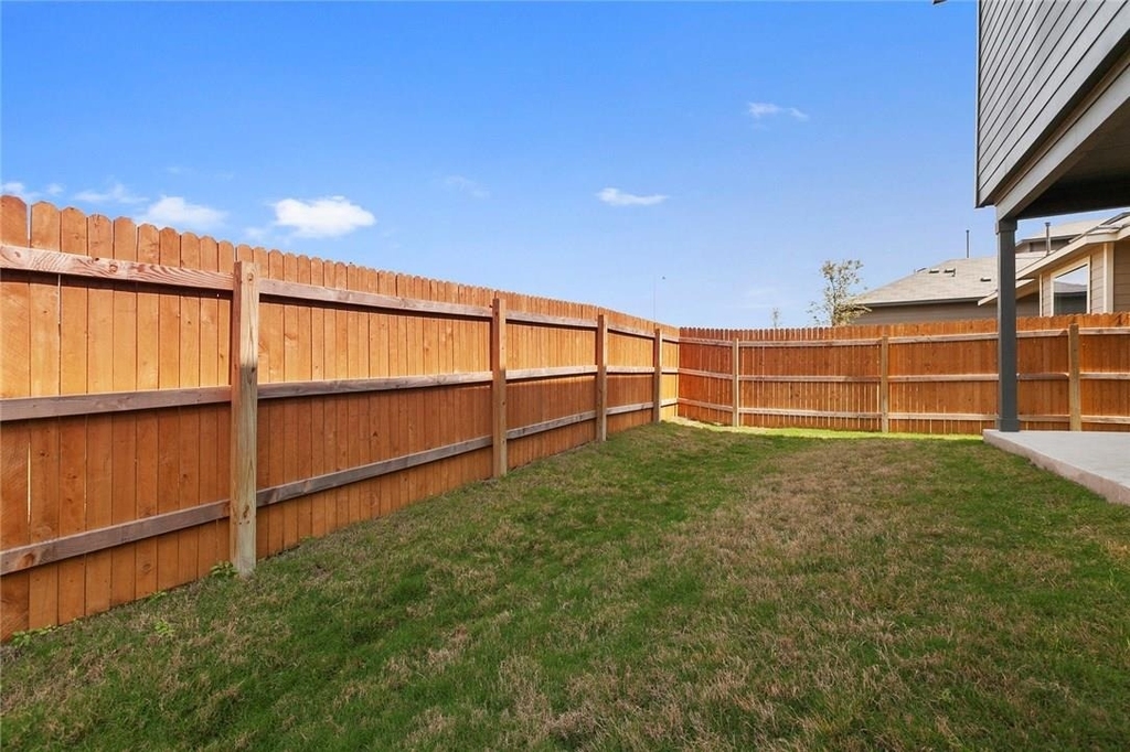 14505 Frankel Loop - Photo 3