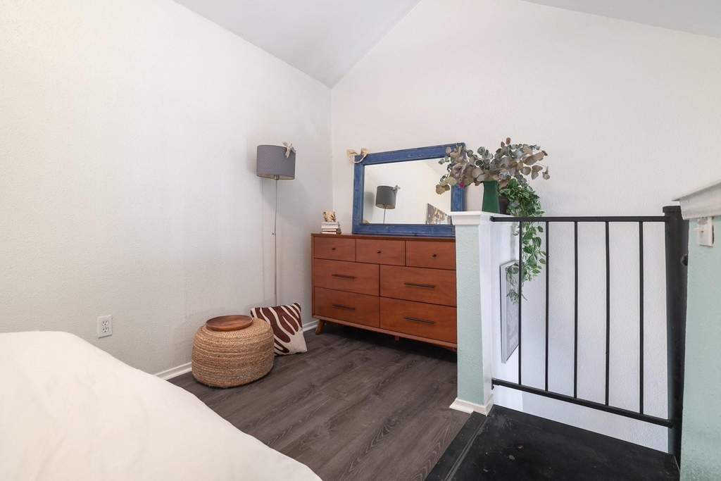 1840 Burton Dr - Photo 15