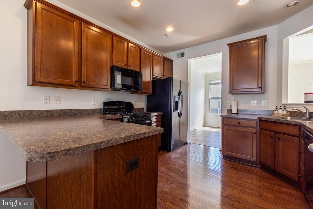 15304 Pocopson Creek Way - Photo 10