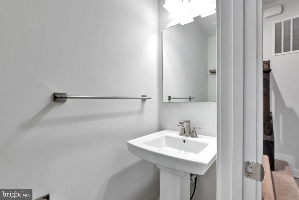 14737 Earl Mitchell Avenue - Photo 17