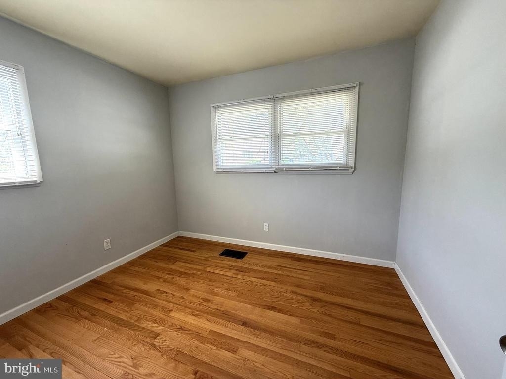 3131 82nd - Photo 7