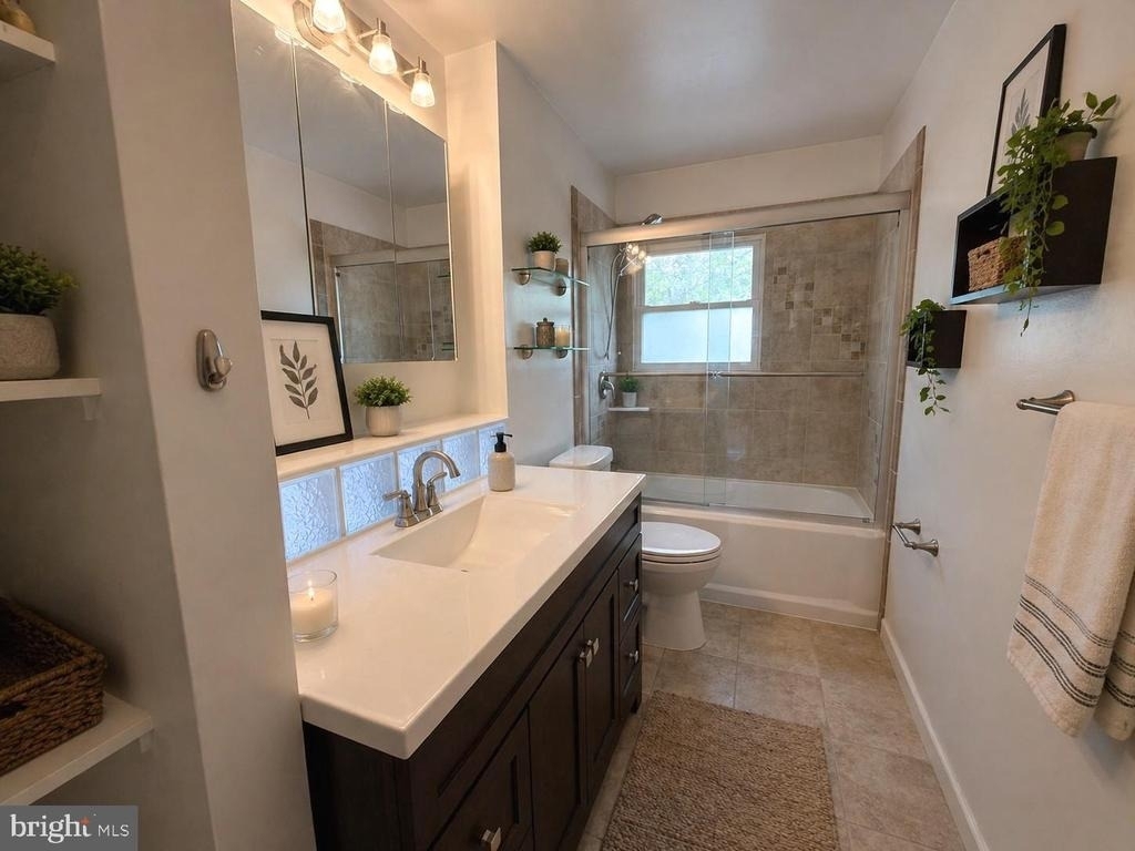 3131 82nd - Photo 5
