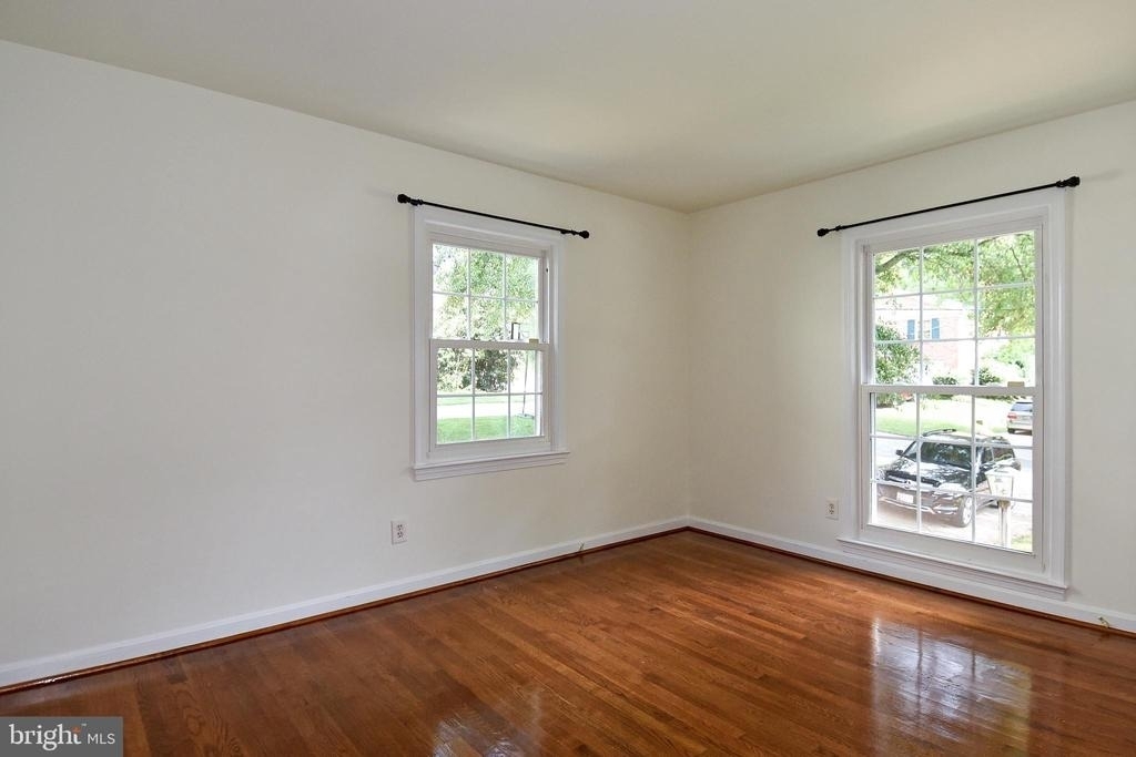 7513 Sebago Road - Photo 22