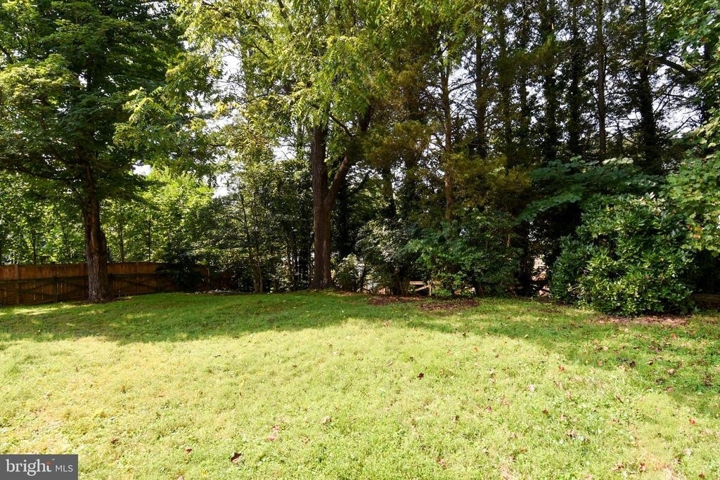 7513 Sebago Road - Photo 48