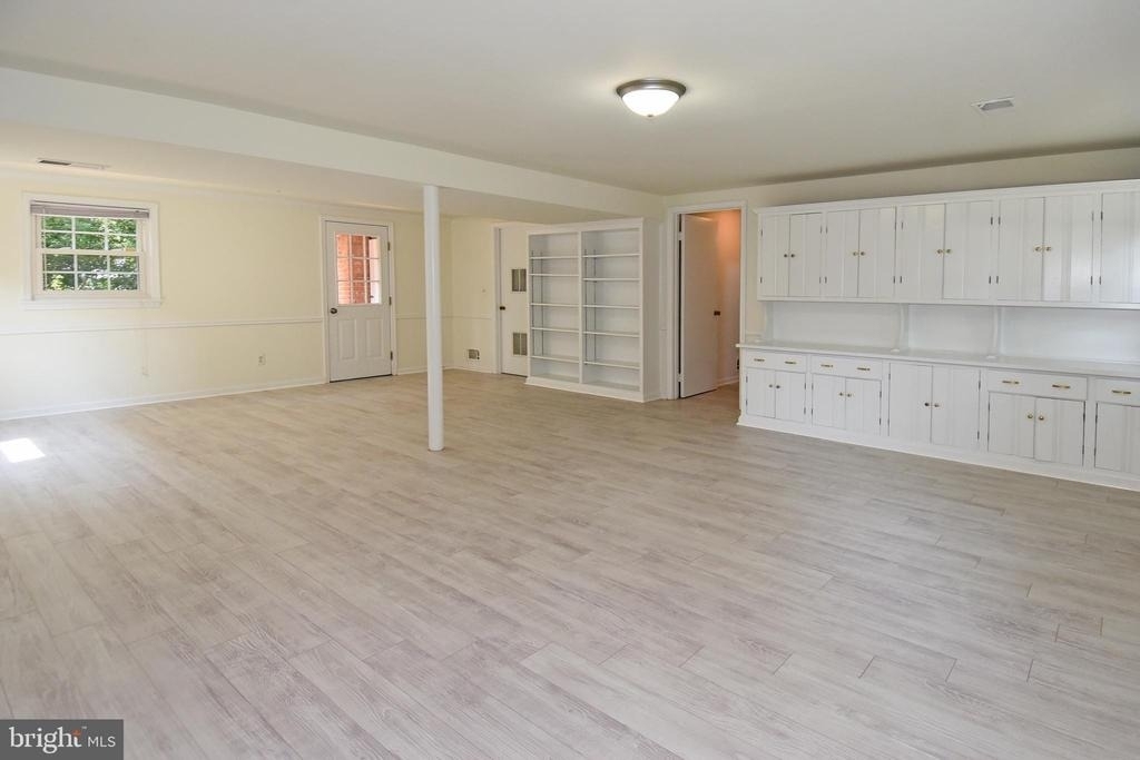 7513 Sebago Road - Photo 35