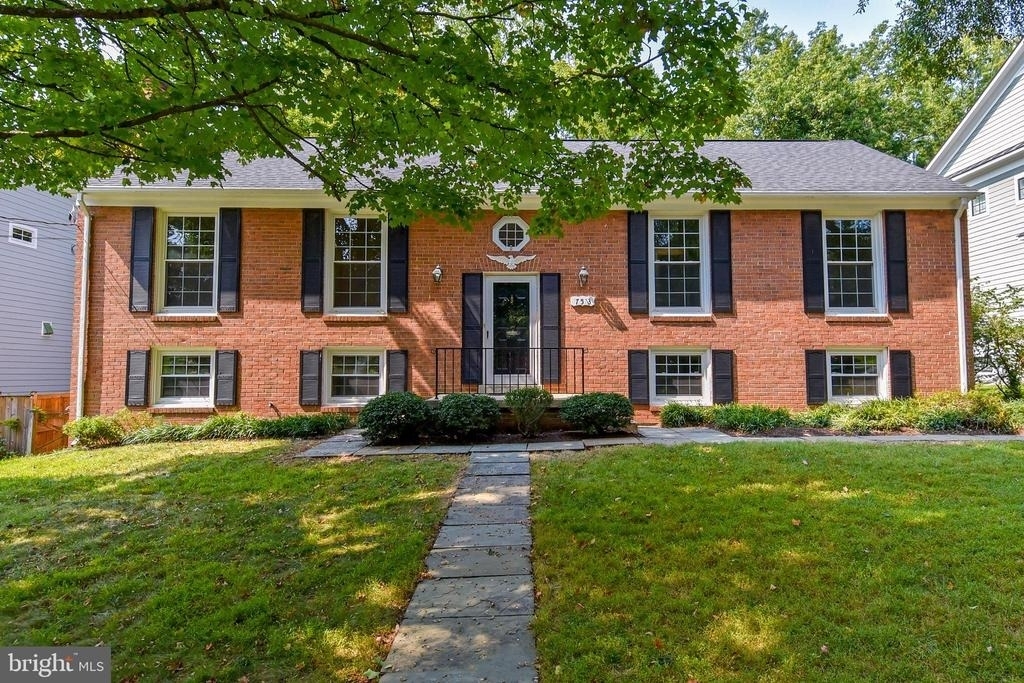 7513 Sebago Road - Photo 1