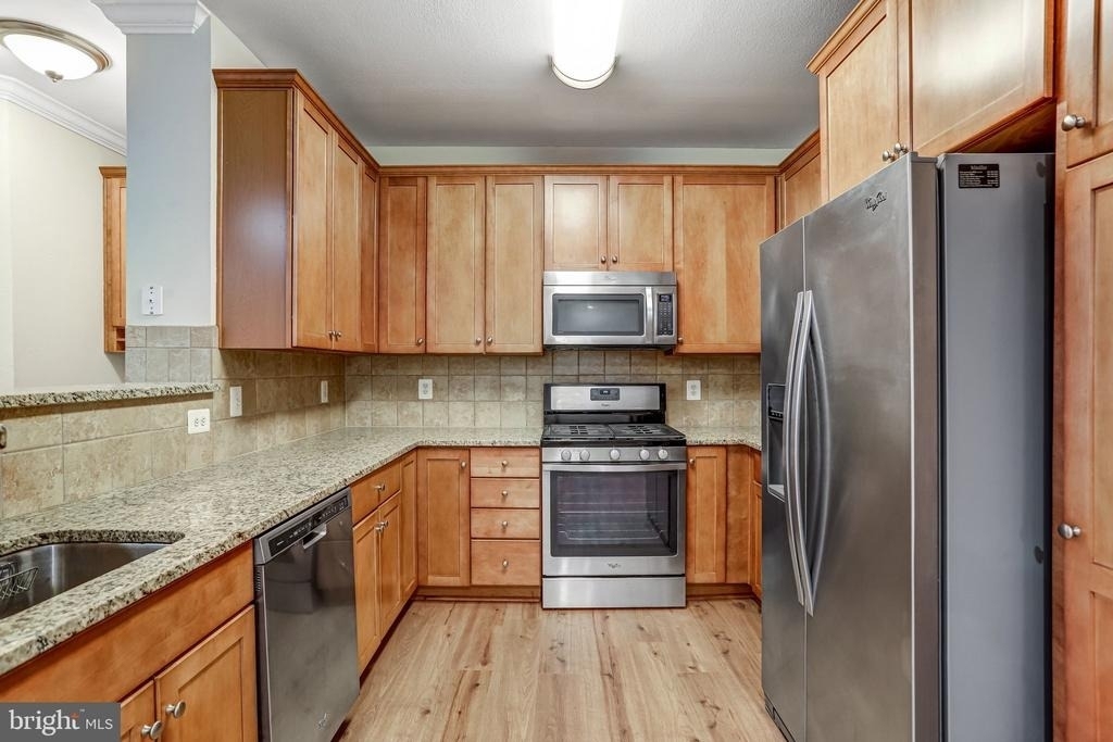 11800 Old Georgetown Road - Photo 19