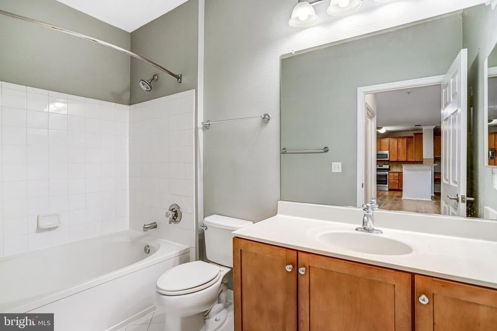 11800 Old Georgetown Road - Photo 35