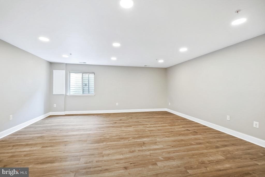 22764 Autumn Breeze Avenue - Photo 38
