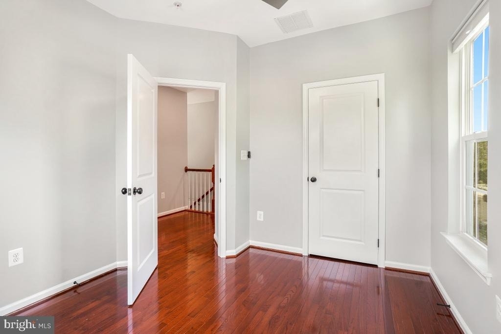 22764 Autumn Breeze Avenue - Photo 32
