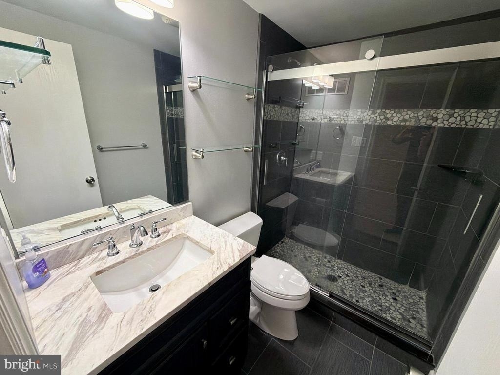 9619 Glendower Court - Photo 15