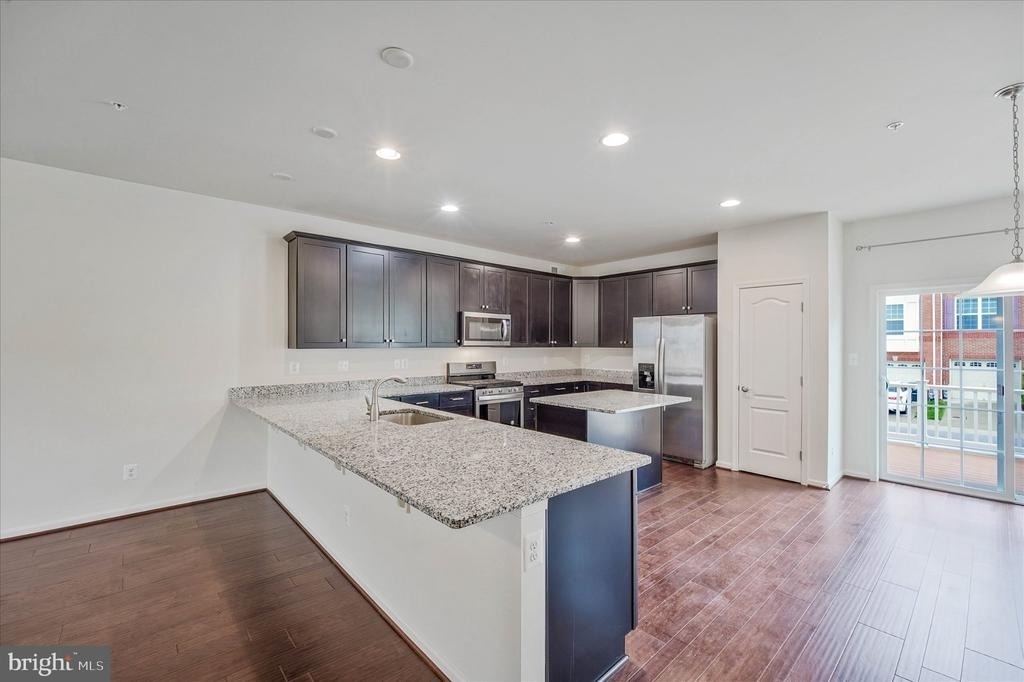 7726 Dagny Way - Photo 5