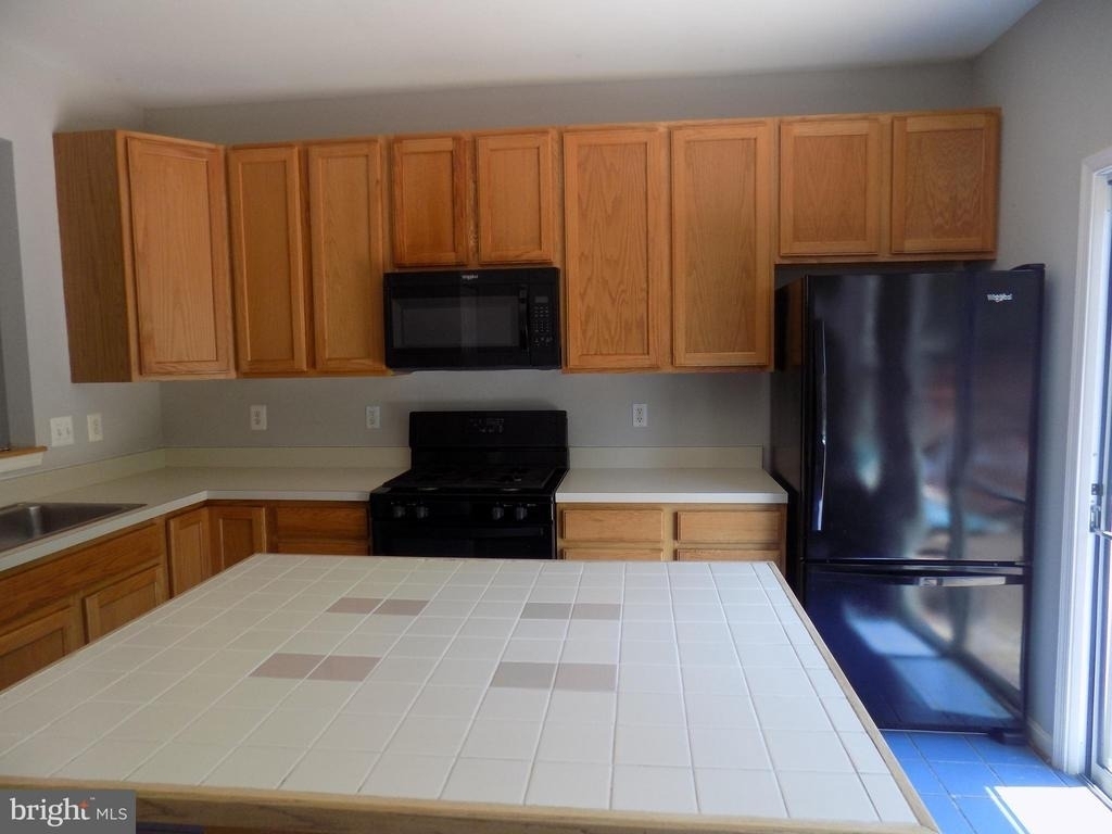 1302 Roman Ridge Way - Photo 2