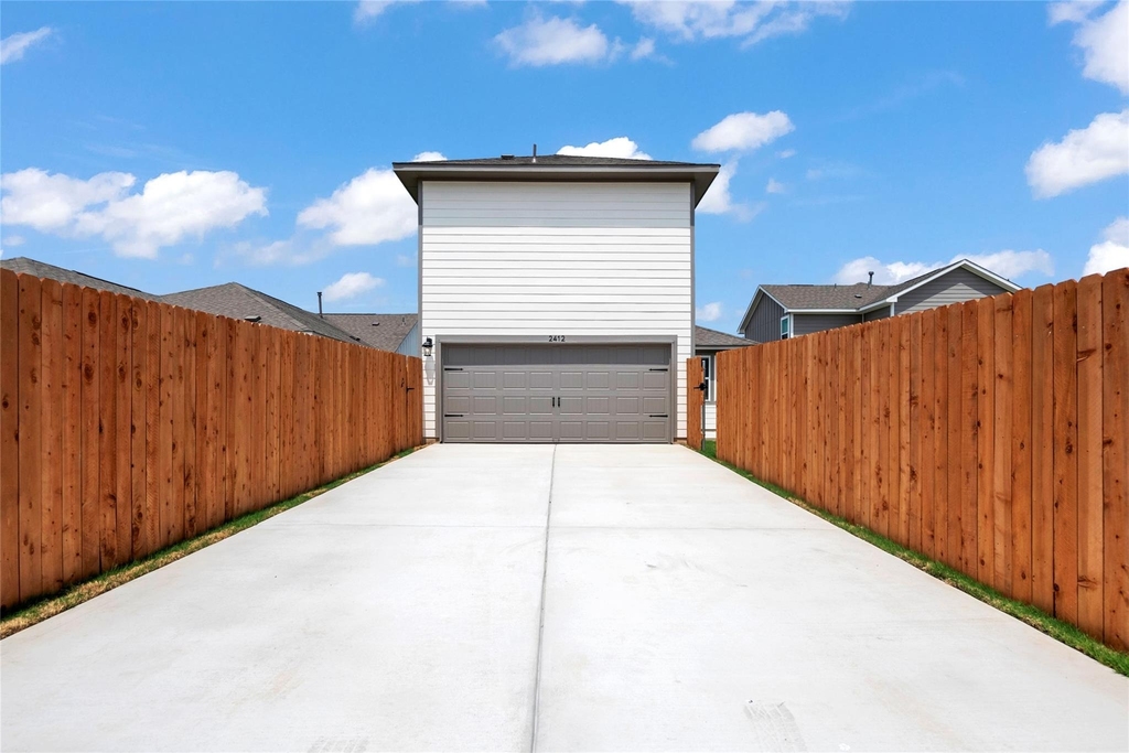 2412 Ekvall Dr - Photo 19