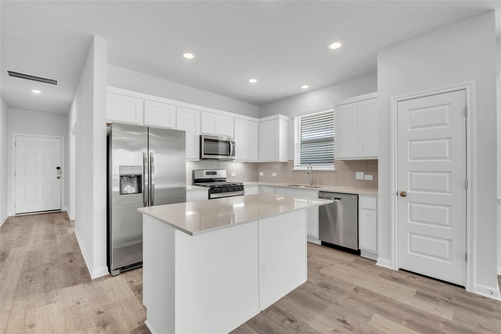 2412 Ekvall Dr - Photo 1