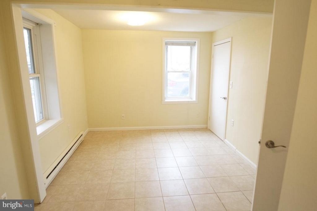 540 Brunswick Street - Photo 4
