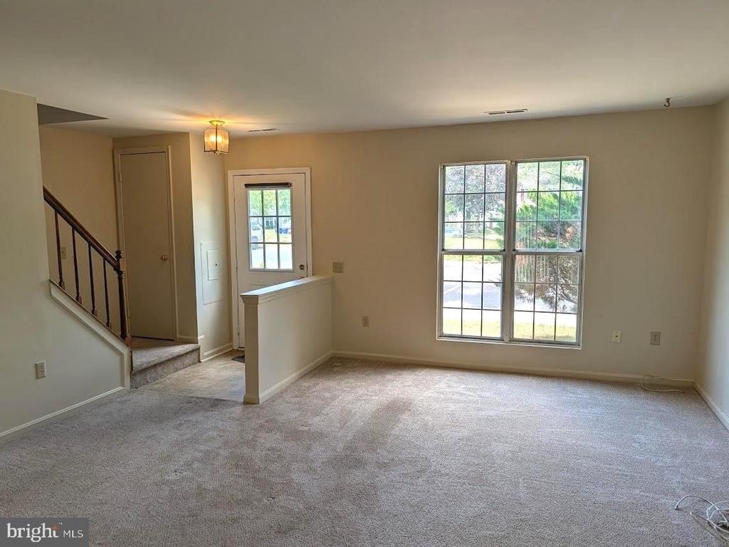 4674 Grosbeak Place - Photo 2