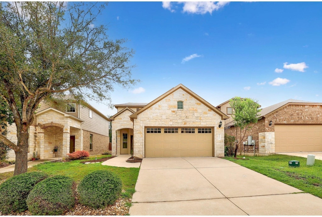 16021 Travesia Way - Photo 2