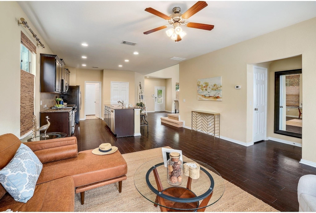 16021 Travesia Way - Photo 10